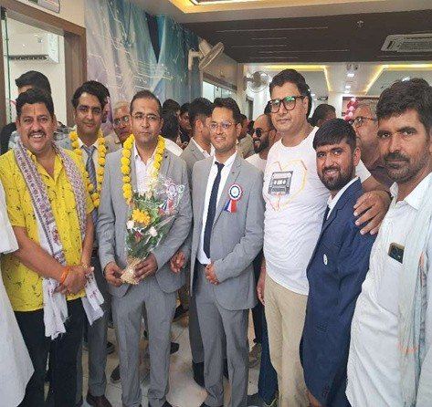 व्यावसायिक उपलब्धियाँ